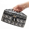 wm_blackwhite_bag3.jpg